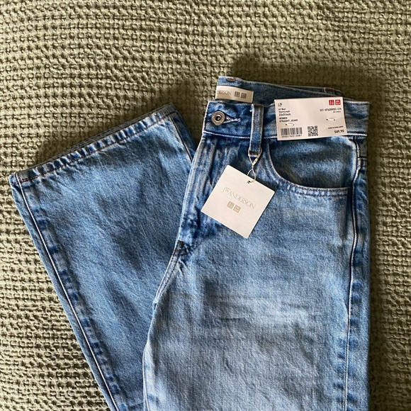 NWT Uniqlo x JW Anderson Straight Jeans - Picture 2 of 5